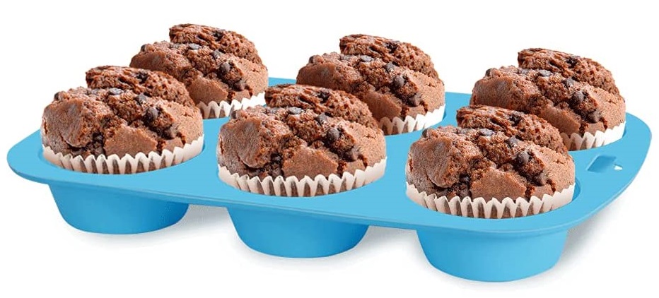 détourner les moules à muffin en récipients de conservation du lait maternel